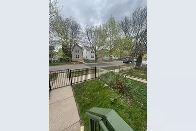 466 Edmund Avenue, Saint Paul, MN 55103 - Photo 3