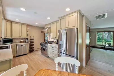 8703 Kimbro Avenue N, Stillwater, MN 55082 - Photo 11