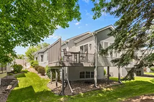 734 Gilfillan Ln, White Bear Township, MN 55127 - Photo 3