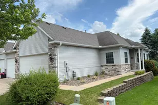734 Gilfillan Ln, White Bear Township, MN 55127 - Photo 1
