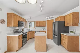 11350 53rd St NE, Albertville, MN 55301 - Photo 13