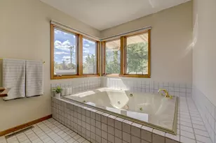 13491 Fairlawn Ct, Apple Valley, MN 55124 - Photo 17