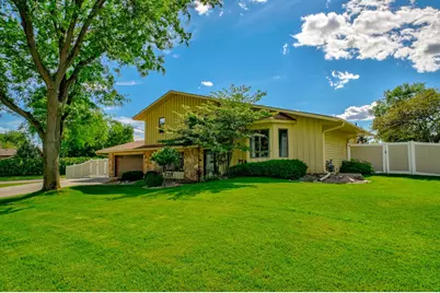 13491 Fairlawn Court, Apple Valley, MN 55124 - Photo 5