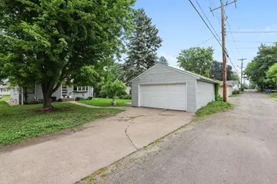 752 Orange Avenue E, Saint Paul, MN 55106 - Photo 25