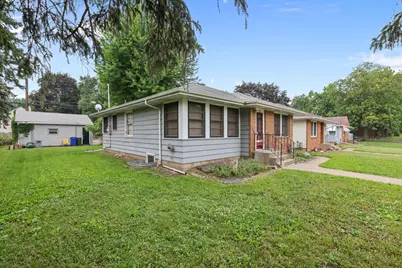 752 Orange Avenue E, Saint Paul, MN 55106 - Photo 3