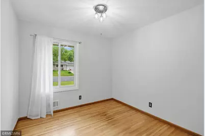 10157 Irwin Road, Bloomington, MN 55437 - Photo 25