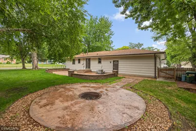 10157 Irwin Road, Bloomington, MN 55437 - Photo 3