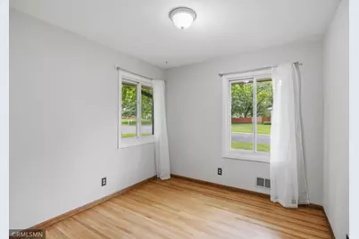 10157 Irwin Road, Bloomington, MN 55437 - Photo 19