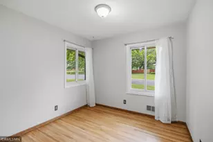 10157 Irwin Rd, Bloomington, MN 55437 - Photo 19