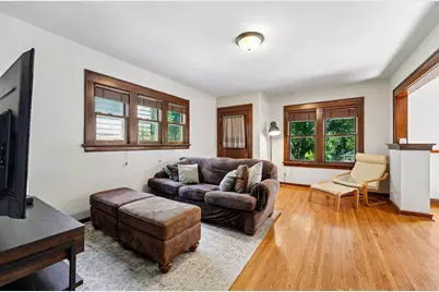 1037 Burr Street, Saint Paul, MN 55130 - Photo 3