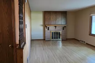 1713 S Shore Dr, Albert Lea, MN 56007 - Photo 5