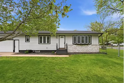 26 4th Avenue SE, Saint Joseph, MN 56374 - Photo 3