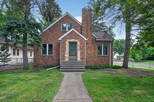 1262 Edgcumbe Rd, Saint Paul, MN 55105 - Photo 1