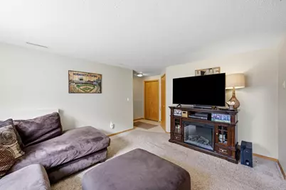 611 36th Avenue S, Moorhead, MN 56560 - Photo 17