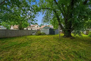 1304 10th Ave NW, Austin, MN 55912 - Photo 13