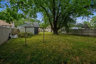 1304 10th Ave NW, Austin, MN 55912 - Photo 13