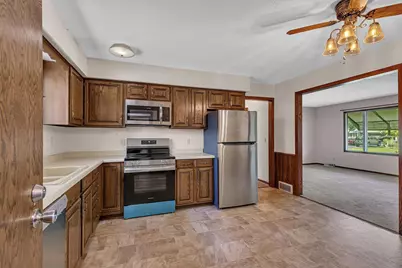 826 21st Avenue N, Saint Cloud, MN 56303 - Photo 3
