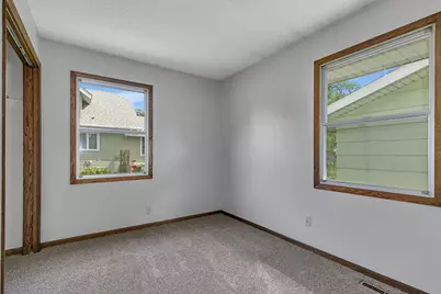 826 21st Avenue N, Saint Cloud, MN 56303 - Photo 17