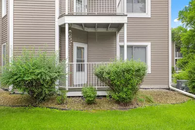 742 County Road F W #B, Shoreview, MN 55126 - Photo 15
