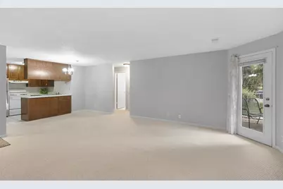 742 County Road F W #B, Shoreview, MN 55126 - Photo 7