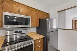 661 S Hill Dr, New Richmond, WI 54017 - Photo 9