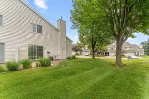 12857 Echo Ln, Apple Valley, MN 55124 - Photo 35