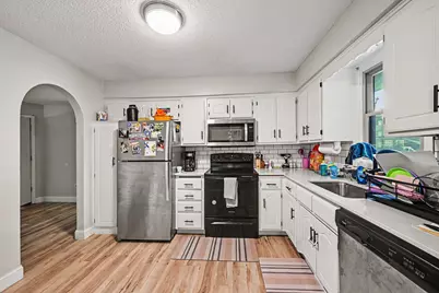 5301 Edgewood Drive, New Brighton, MN 55112 - Photo 9