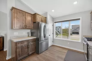 25695 Euclid Ave, Wyoming, MN 55092 - Photo 15