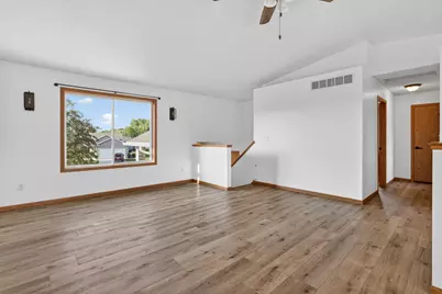 5852 Excalibur Court NW, Rochester, MN 55901 - Photo 3
