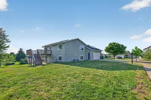 5852 Excalibur Ct NW, Rochester, MN 55901 - Photo 3