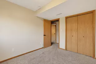 5852 Excalibur Ct NW, Rochester, MN 55901 - Photo 37