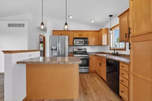5852 Excalibur Ct NW, Rochester, MN 55901 - Photo 7