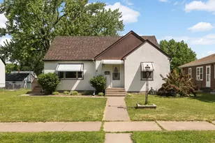 1975 Fremont Ave E, Saint Paul, MN 55119 - Photo 1