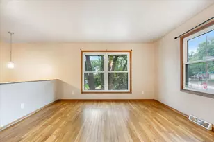 111 King St E, Saint Paul, MN 55107 - Photo 3