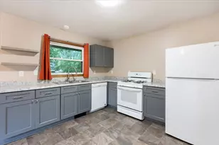 111 King St E, Saint Paul, MN 55107 - Photo 11