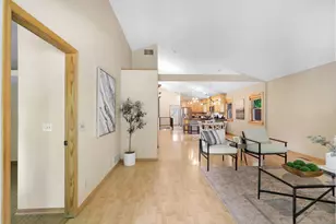 2417 Bourne Ave, Saint Paul, MN 55108 - Photo 5
