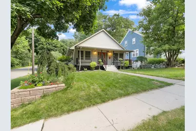 2417 Bourne Avenue, Saint Paul, MN 55108 - Photo 3