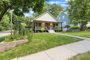 2417 Bourne Ave, Saint Paul, MN 55108 - Photo 3