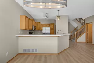 14189 Fountain Hills Ct NE, Prior Lake, MN 55372 - Photo 7