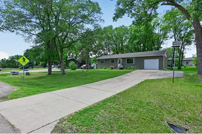 1808 E Golf Course Road NE, Alexandria, MN 56308 - Photo 7