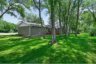 1808 E Golf Course Road NE, Alexandria, MN 56308 - Photo 11