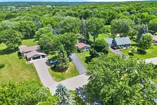 16221 Creekwood Cir, Prior Lake, MN 55372 - Photo 5