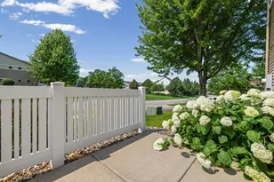 3232 Oak View Dr, Woodbury, MN 55129 - Photo 31