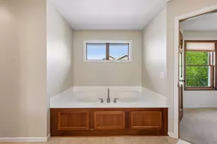 1800 Carriage Dr, Victoria, MN 55386 - Photo 29