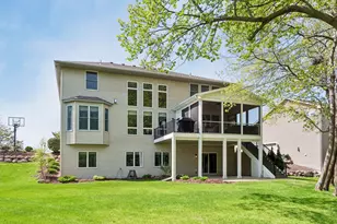 1800 Carriage Dr, Victoria, MN 55386 - Photo 53