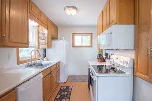 805 13th St N, Moorhead, MN 56560 - Photo 11
