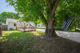 805 13th St N, Moorhead, MN 56560 - Photo 35