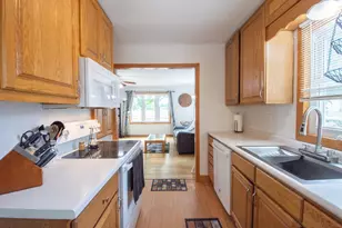 805 13th St N, Moorhead, MN 56560 - Photo 15