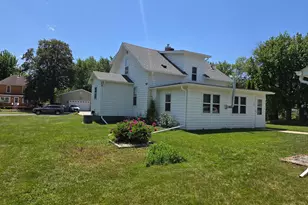 1601 Murray Ave, Worthington, MN 56187 - Photo 3