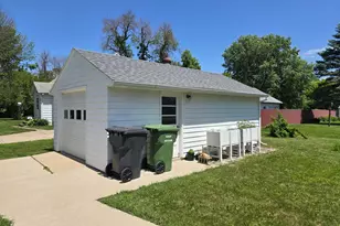 1601 Murray Ave, Worthington, MN 56187 - Photo 25
